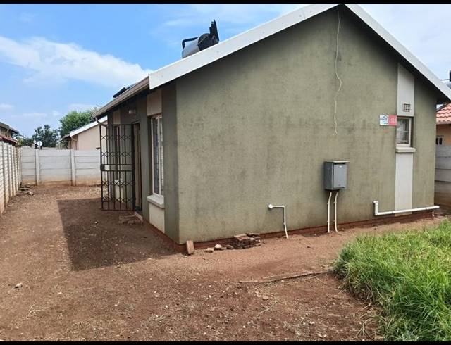 2 BEDROOM HOUSE FOR SALE IN SKY CITY